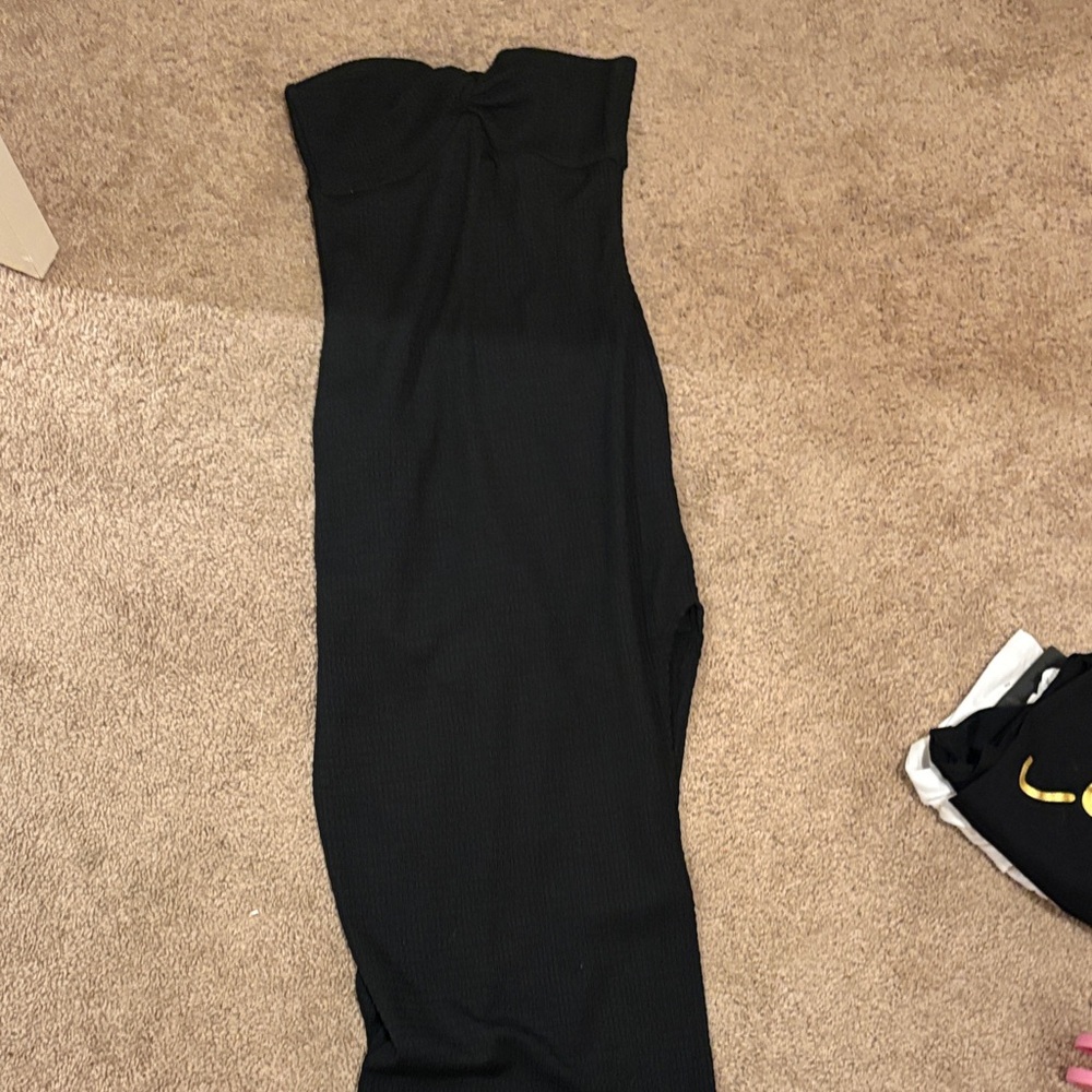 Black Strapless Dress